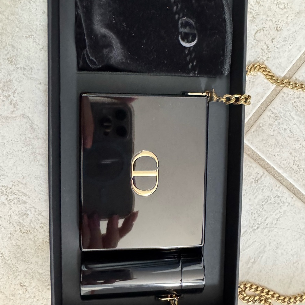 Dior Black and Gold Minaudière - Picture 7 of 10